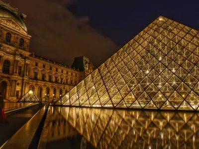 Louvre Museum